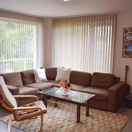 Four-bedroom Holiday In Village Сasa de vacaciones *